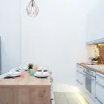 Super With A/c * Budapešť