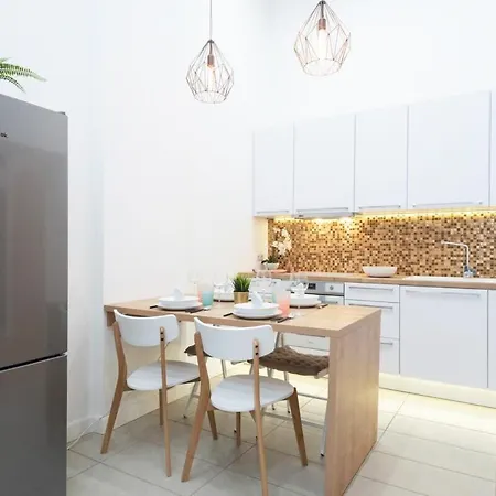 Super With A/c Apartament *